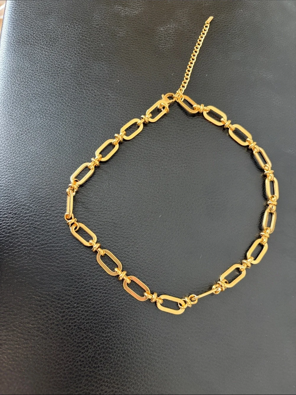 N/A as look choker
